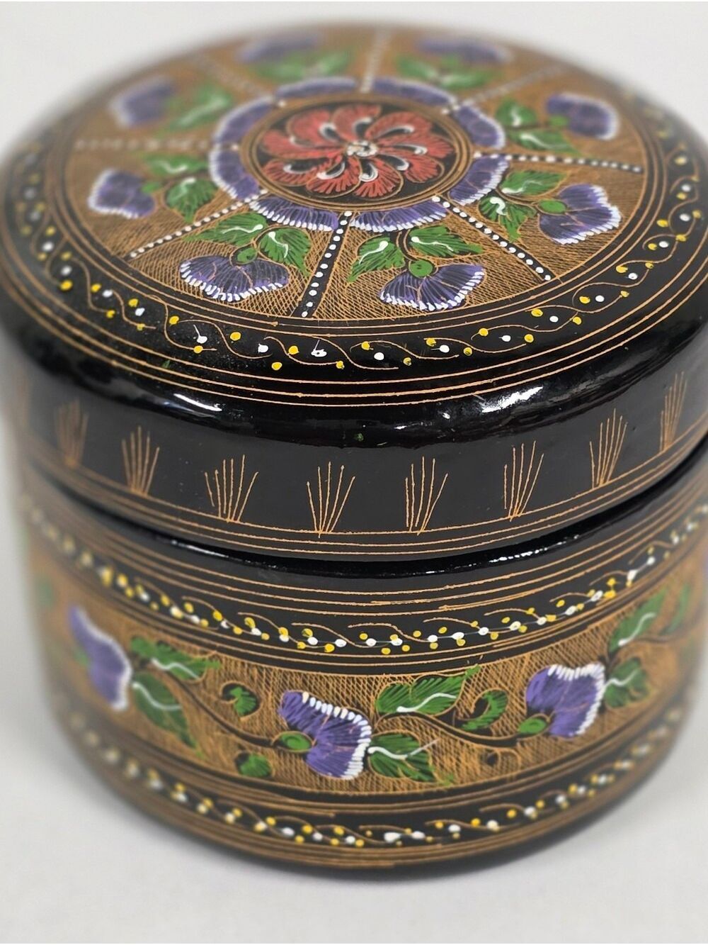 Vintage Round Trinket Lacquerware Box, Glossy Black Finish, Made In Thailand